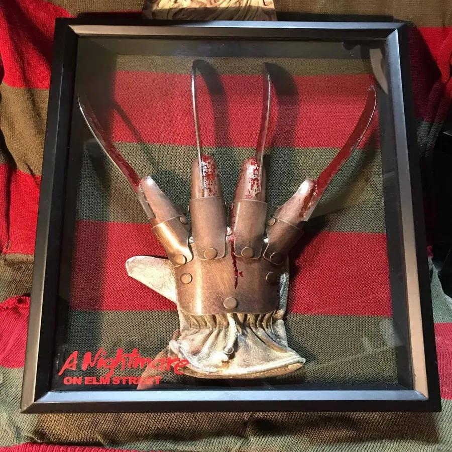 Freddy's Glove Shadow Box Display - Creepy Decor-Halloween