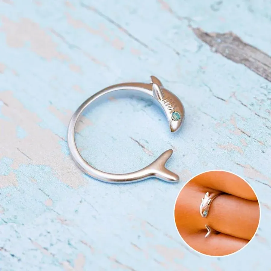 Shark Adjustable Ring