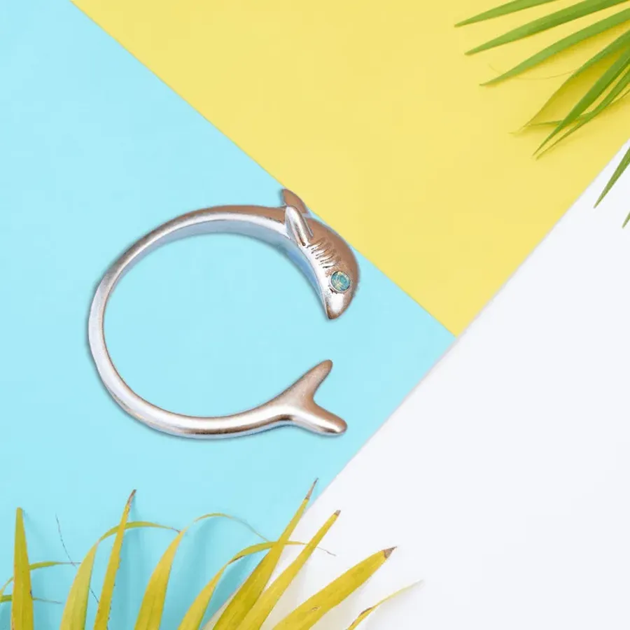 Shark Adjustable Ring