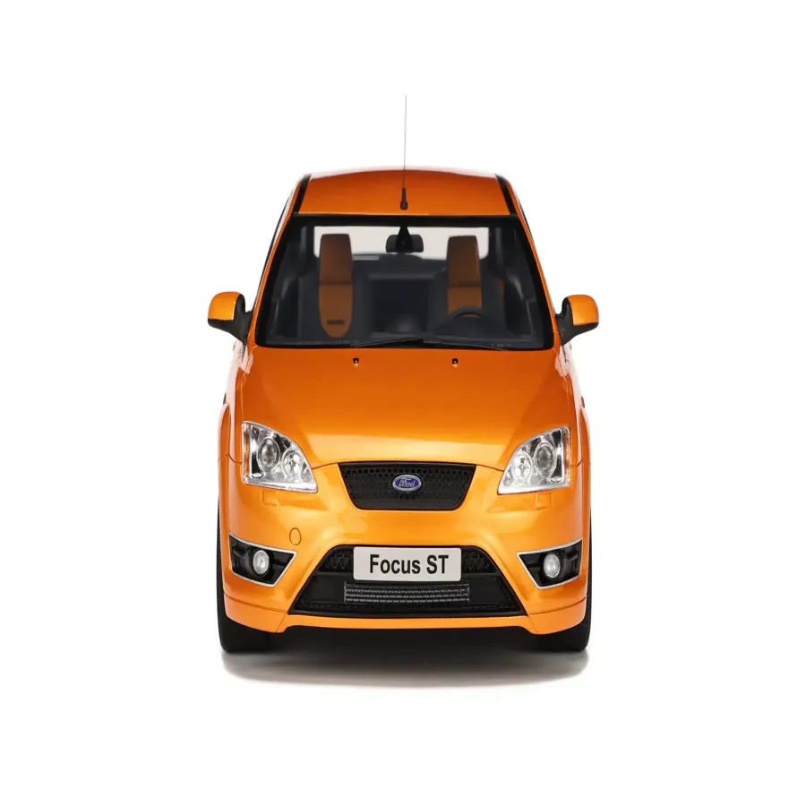 Otto Mobile Ford Focus MK2 ST 2.5 Orange RHD 1:18