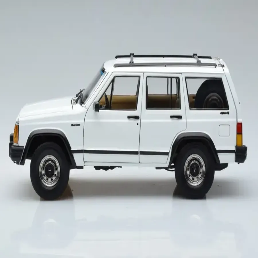 Jeep Cherokee Xj White 1/18