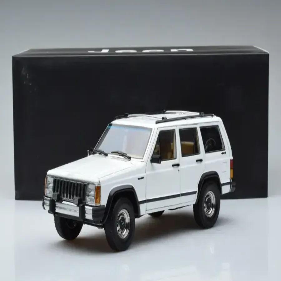 Jeep Cherokee Xj White 1/18