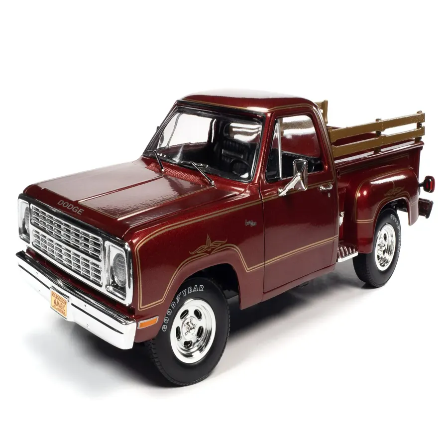 1979 D100 Stepside Warlock II 1:18 Scale