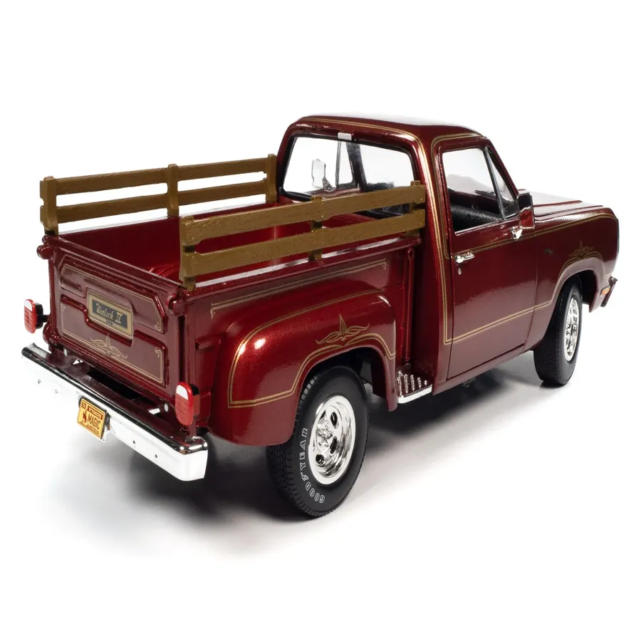 1979 D100 Stepside Warlock II 1:18 Scale