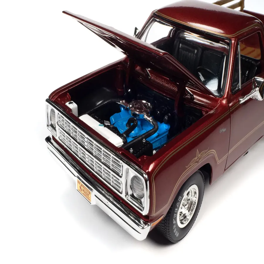 1979 D100 Stepside Warlock II 1:18 Scale