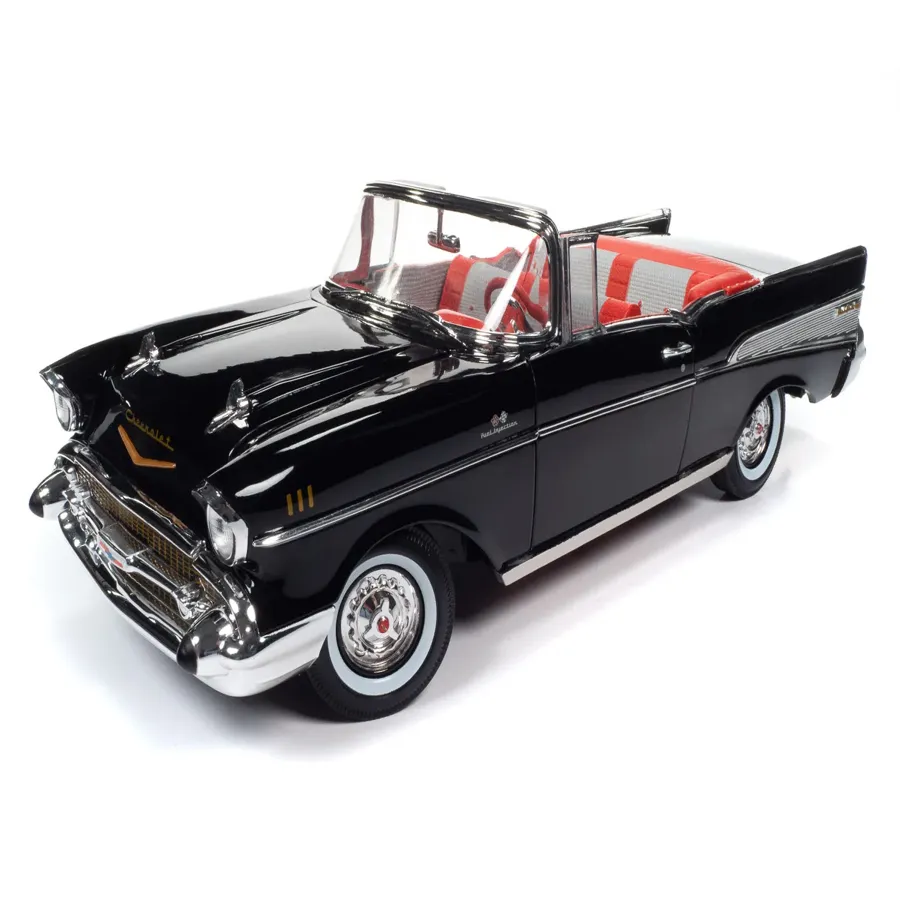 James Bond 1957 Bel Air Convertible 1:18 Scale