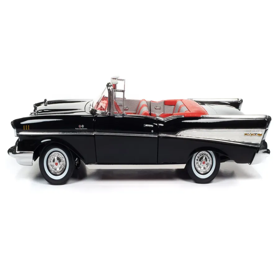 James Bond 1957 Bel Air Convertible 1:18 Scale