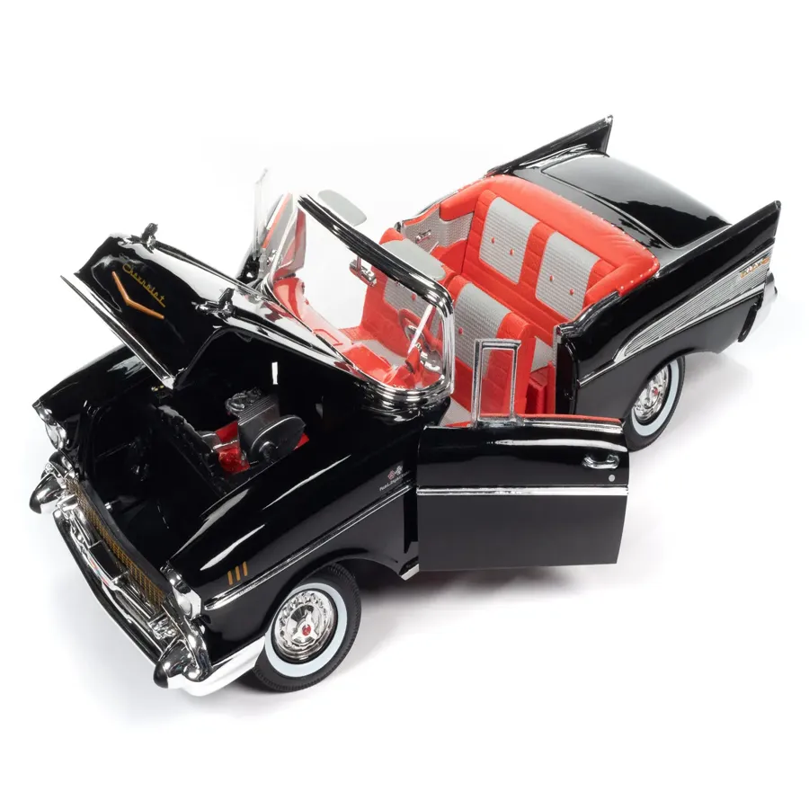 James Bond 1957 Bel Air Convertible 1:18 Scale